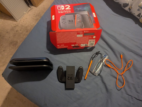 Official nintendo switch - official,
